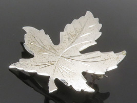 925 Sterling Silver - Vintage Shiny Etched Autumn Maple Leaf Brooch Pin ... - $26.04