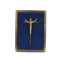 Vintage 70s Mid Century Modern MCM Velvet Backed Brass Jesus Cross Hanging Frame - £116.40 GBP