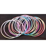 Lot of 14 Metal Bangle Bracelets Rainbow Pride Multi Color Blues Pink - $20.74 CAD