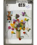 FLOWER PACKAGE Vintage 1977 Simplicity Craft Pattern 8331 UNCUT - $12.00