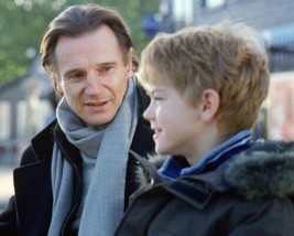 Love Actually Liam Neeson &amp; Thomas Brodie-Sangster Daniel and Sam 8x10 photo - £7.79 GBP