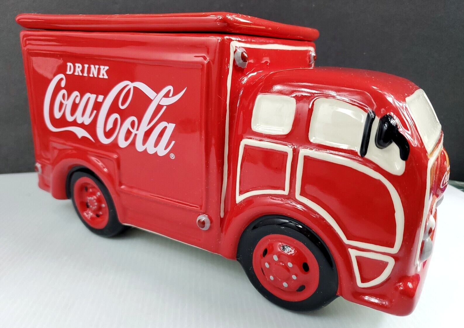 Primary image for COOKIE JAR Coca Cola Delivery Truck Westland Giftware, No Box, Collectors Class