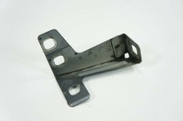 2003-2010 porsche cayenne 955 front left driver side fender mount bracket  - $24.87