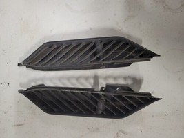86 Honda CH 250 CH250 Elite Scooter pair of side air vent cover trim - £15.50 GBP