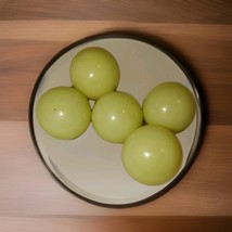 (5) Vintage Acro Lemon Drop UV Light Glow Green  (Ref 73) - $277.81 MXN