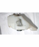 2000 Ford Crown Victoria OEM WINDSHIELD WASHER FLUID RESERVOIR - $449.93 MXN