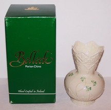 STUNNING BELLEEK IRELAND FINE PARIAN CHINA SHAMROCKS 6&quot; VASE IN BOX - $43.55