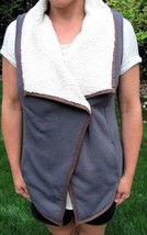 Columbia Sportswear Wool Lined Button Vest Size Medium Grey and Brown Edging - £7.65 GBP