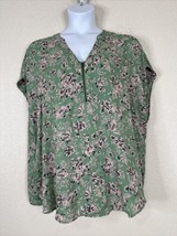 Torrid Womens Plus Size 3 (3X) Green Floral Zipper Neck Blouse Cap Sleeve - $21.60