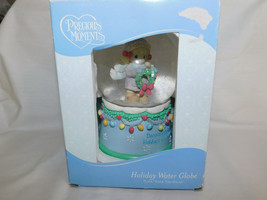 Precious Moments Holiday Water Globe Plays Deck the Halls - £7.98 GBP