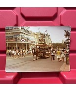 Walt Disney World Cup N Saucer Vacation Photograph 4.75 x 3.5 Vintage 1970s - €7,64 EUR