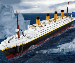 Large Titanic Model Building Block Kit,1333 Pcs Cruise Ship Model Buildi... - $98.00