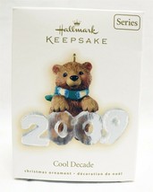VINTAGE 2009 Hallmark Keepsake Christmas Ornament Cool Decade Bear - £19.41 GBP