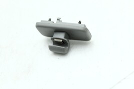 2004-2006 VOLKSWAGEN PHAETON FRONT RIGHT SUN VISOR CLIP MOUNT GRAY  H2117 image 7