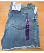 Seven7 Weekend Short, Tiana, Women&#39;s Size 16, Frayed Hem, 5&quot; Inseam - $15.72
