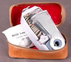 Vtg MASON Swivel-BC-flashbulb w tilting head-fanfold reflector-Sync Cord... - $11.24