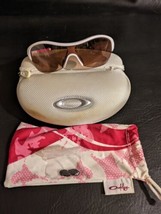 Oakley Enduring Breast Cancer Awareness 24-047 119 Bianco Rosa Lenti Marroni Bag - £90.88 GBP
