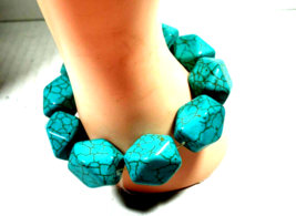 Vintage Hexagon Shaped Turquoise Beads Stretch Bracelet - £9.71 GBP