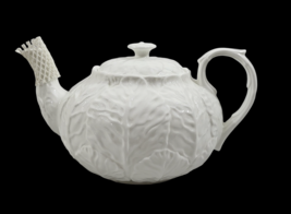 Wedgewood Countryware White Bone China Cabbage Leaf  Large Teapot - $123.87