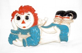 Vintage Raggedy Ann Wall Decor Wall Hanging Wall Plaque c 1977 - £8.78 GBP