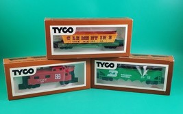 3x Vintage Tyco HO Scale Train Car Lot w/ Clementine dump car SF Caboose hopper - £23.36 GBP