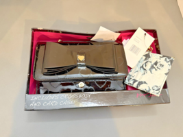 Betsey Johnson Geometric Sequin Crossbody Handbag Chain Wallet Bow Purse... - €21,10 EUR