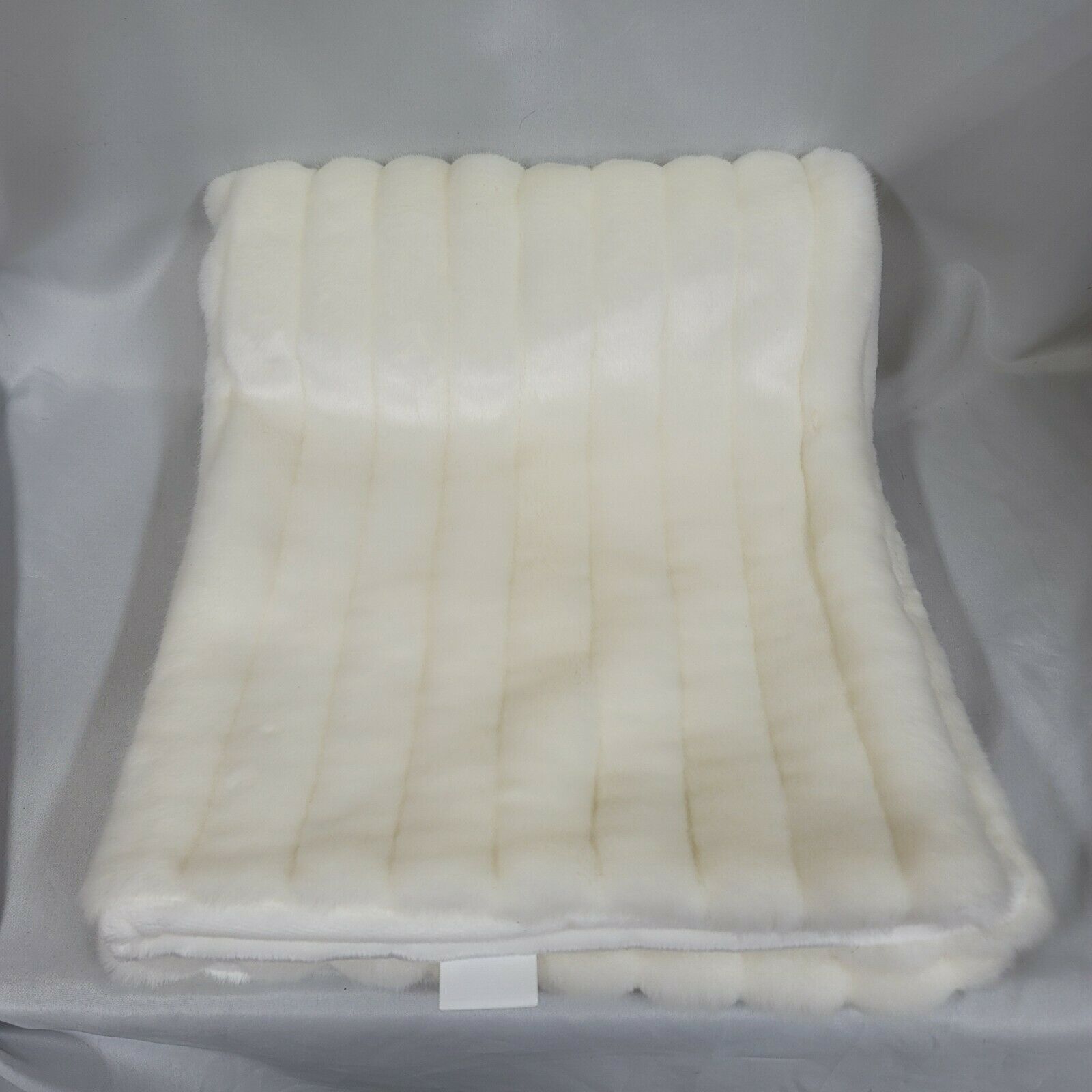 First Impressions Faux Fur Furry White Ribbed Luxury Baby Blanket 30x40" NWOT - $48.50