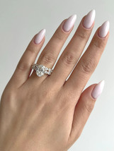 Lab Grown 5.10 Ct Oval Shape E/VVS2 Diamond Engagement Ring With Matchin... - $5,640.00