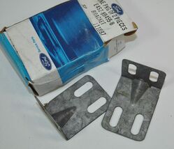 Ford NOS OEM Thunderbird Grill Bracket Lot of 2 Part# E4SZ-8B455-B - $11.42