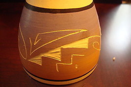 American Indian style etched vase by T. Boy Navajo, beautiful light blue [SW2] - £31.65 GBP