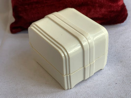 Vtg Art Deco SUD Made in USA Celluloid Jewelry Ring Presentation Box Display - £39.38 GBP