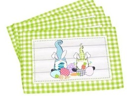 Four (4) Placemats ~ Check Pattern ~ Gnomes &amp; Eggs ~ Green Back ~ Polyester - €25,84 EUR