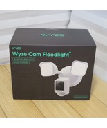 Wyze - Wired Outdoor Wi-Fi 2800 Lumen Floodlight Home 2k Security Camera v2 - $95.87 CAD