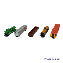 HO Scale Mixed Brand Lot of 5 Train Cars - £20.64 GBP