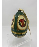 Mr. Christmas Musical Egg Ornament Music Box Porcelain Green Wreath - £19.46 GBP
