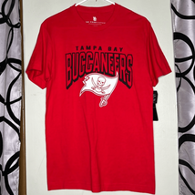 Men&#39;s Junk Food Red Tampa Bay Buccaneers Bold Logo T-Shirt - £13.77 GBP