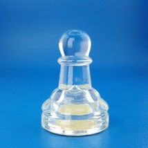 Fifth Avenue Ltd. Chess Pawn Clear Crystal Glass Replacement Game Piece 326224 - £2.36 GBP