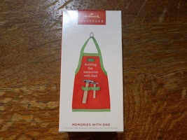 New 2022 Hallmark Memories With Dad Fabric Ornament Nib - £12.74 GBP