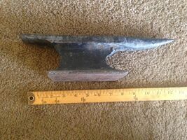 Vintage Iron Anvil Small Bench Top Gunsmith Blacksmith JEWELER 12&quot; ESTAT... - $1,360.52 MXN