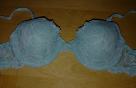 MAIDENFORM #8894 LADIES AQUA LACE-COVERED BRA-34A-BARELY WORN-UNDERWIRE - $11.29