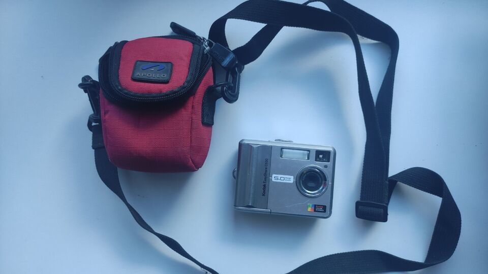 Kodak EasyShare C530 5.0 MP Compact Digital Camera + Apollo Camera Bag works - £27.96 GBP
