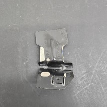 NEW OEM Ford Front Left Fender Center Bracket DS7Z-16C078-B Ford Lincoln... - $20.52 CAD