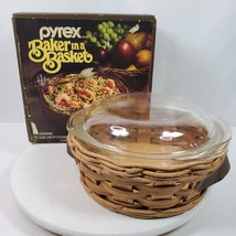 Vintage Pyrex Baker in a Basket 2 QT Casserole Dish w/ Lid Basket + Box ... - $36.47