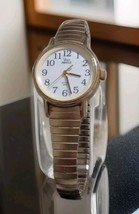 TIMEX INDIGLO QUARTZ LADIES WRIST WATCH GOLD TONE WATER RESISTANT NEW BA... - $220.33 MXN
