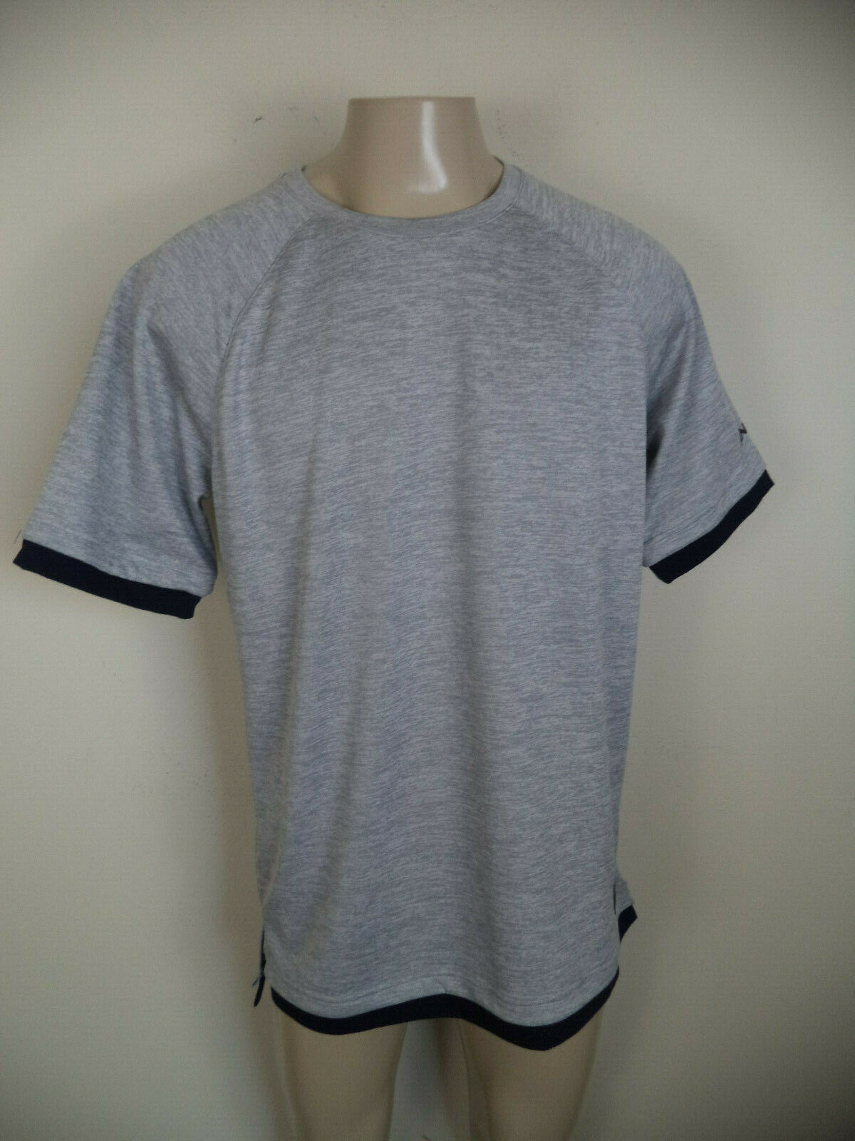 Men&#39;s Gray And1 Crew Neck Fashion Tee. Size Large. 100% Polyester. Short... - $17.82