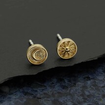  Bronze Raised Sun and Moon Post Earrings 6x6mm - $418.75 MXN