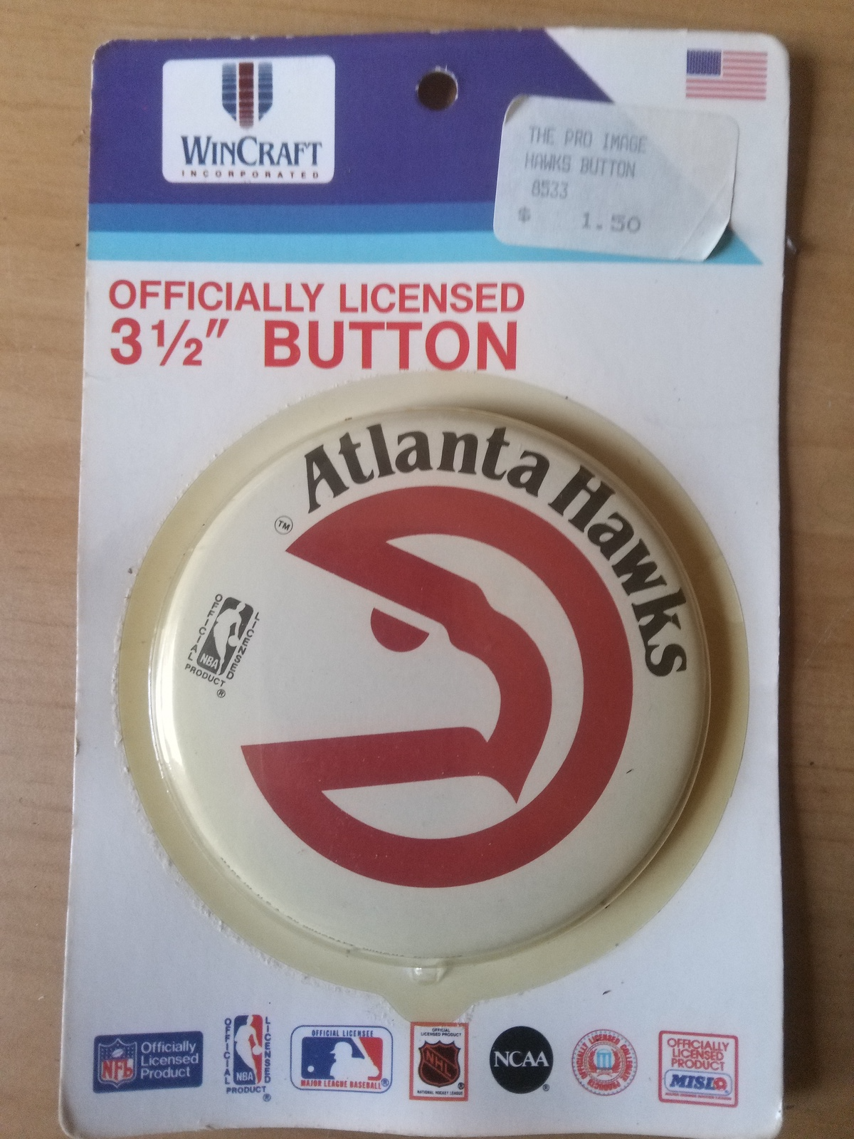 Primary image for 90s Atlanta Hawks 3 1/2 in Button Wincraft