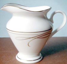 Waterford Ballet Ribbon Gold Creamer Ribbon Swirl Made England New in Box - $38.90