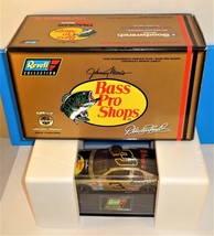 Revell Collection 1/24 Dale Earnhardt 1998 Bass Pro Shops Monte Carlo 1 / 14,994 - £25.90 GBP