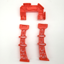 Mattel Hot Wheels Track 4 Inch Red C Clamp 3 Replacement Parts - £7.65 GBP